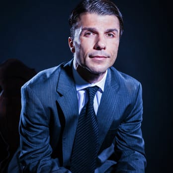 Sonya Revell Photography - Studio head shot photography of Miami divorce and family law attorney Jeffery Aenlle, by Sonya Revell. - Session Photography Near Me - Miami, Florida Sonya Revell Photography - Studio head shot photography of Miami divorce and family law attorney Jeffery Aenlle, by Sonya Revell. - Session Photography Near Me - Miami, Florida