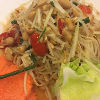 Chao Thai - Papua salad - Thai Near Me - Elmhurst, New York Chao Thai - Papua salad - Thai Near Me - Elmhurst, New York