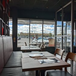 Ajisen Ramen - Seating