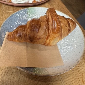 ParZona Cafe - Croissant - Coffee & Tea Near Me - Lublin, LU ParZona Cafe - Croissant - Coffee & Tea Near Me - Lublin, LU