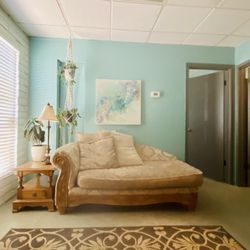 Ascension Massage Therapy - Waiting room