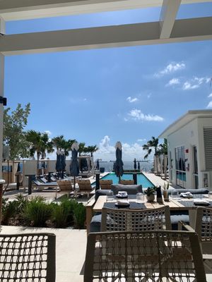 Four Seasons Hotel And Residences Fort Lauderdale by null