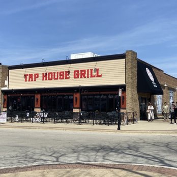 Tap House Grill - Sports Bars Near Me - Palatine, Illinois
