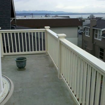 Farrar Construction - Here is the new cedar deck railing with solid acrylic stain. - General Contractors Near Me Farrar Construction - Here is the new cedar deck railing with solid acrylic stain. - General Contractors Near Me