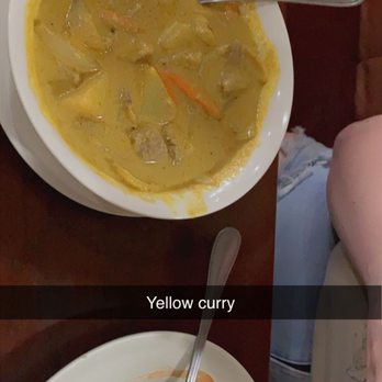 Sam Cafe - Yellow curry - Thai Near Me - Merced, California