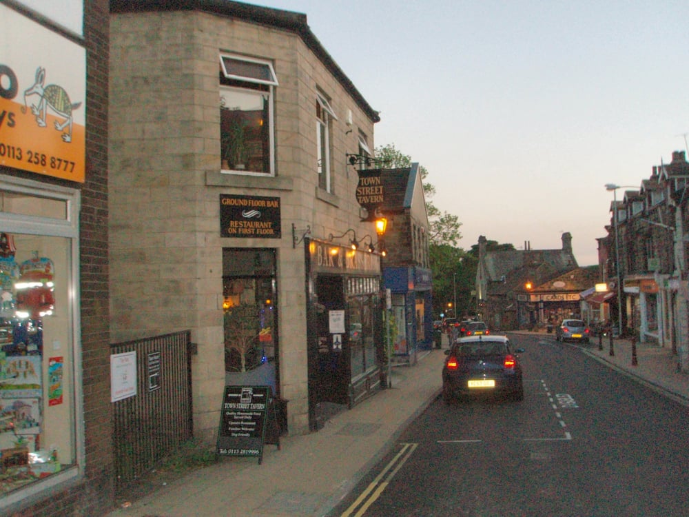 Town Street Tavern