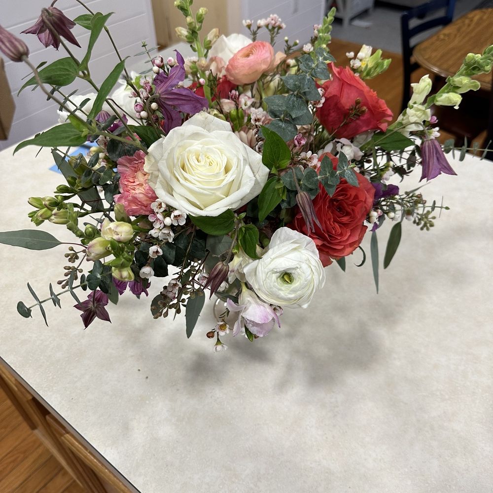 We Adore Flowers - Birthday flowers! - Florists Near Me - Ypsilanti, Michigan
