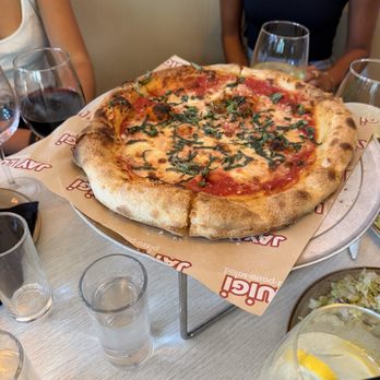 Jay Luigi - Margherita Pizza - Pizza Near Me - Tampa, Florida Jay Luigi - Margherita Pizza - Pizza Near Me - Tampa, Florida
