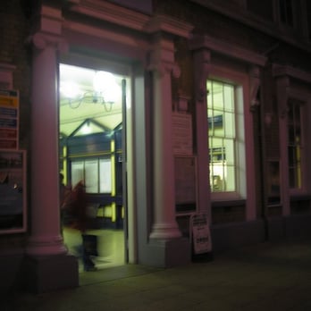 Greenwich Railway Station - Train Stations Near Me - London, XGL