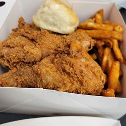 Chicken Kitchen - 4 pc chicken with Cajun fries