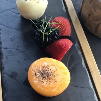 Positivo - Sushi Bars Near Me - Dorado, Puerto Rico