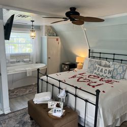 Seaglass Inn