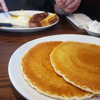 State Street Cafe - Pancakes - Salad Near Me - North Haven, Connecticut State Street Cafe - Pancakes - Salad Near Me - North Haven, Connecticut