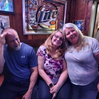Murray's Saloon & Eatery - Karaoke Near Me - Big Bear Lake, California