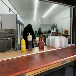 Hing Lung Ho Fun To Fu - Window for food ordering but feel free to head inside to purchase other soy products