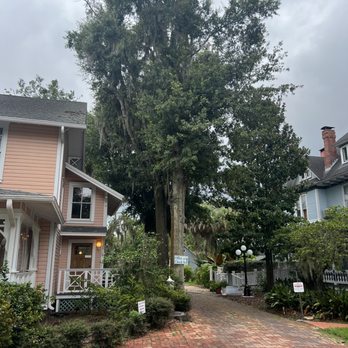 Sweetwater Branch Inn - Bed & Breakfast Near Me - Gainesville, Florida