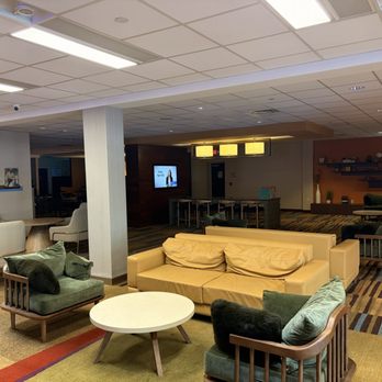 Fairfield Inn & Suites by Marriott Paramus - Lobby - Hotels Near Me - Paramus, New Jersey Fairfield Inn & Suites by Marriott Paramus - Lobby - Hotels Near Me - Paramus, New Jersey