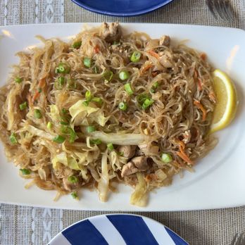 CARiN de RiA - Pancit - Filipino Near Me - Encinitas, California