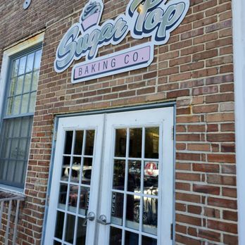 Sugar Pop - Custom Cakes Near Me - Waveland, Mississippi Sugar Pop - Custom Cakes Near Me - Waveland, Mississippi