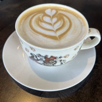 Monk & Mongoose - Lone Tree - I brought my own mug and got really beautiful latte art - Coffee & Tea Near Me - Lone Tree, Colorado