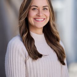 Krieg Chiropractic Center - Dr. Audrey Dettmann
Now accepting New Patients.
