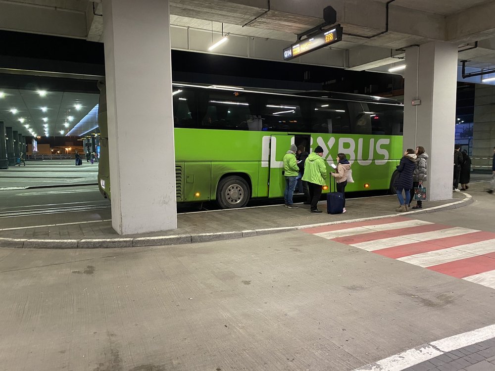 DWORZEC AUTOBUSOWY MDA W KRAKOWIE Updated October 2024 18 Photos