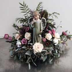 Stems Floral & Gifts