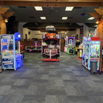 Fins Family Fun - Arcades Near Me - Bandon, Oregon Fins Family Fun - Arcades Near Me - Bandon, Oregon