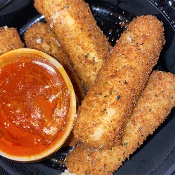 Triangle Tavern - Mozzarella sticks - American Near Me - Philadelphia, Pennsylvania Triangle Tavern - Mozzarella sticks - American Near Me - Philadelphia, Pennsylvania