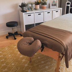 Roots and Vines Therapeutic Massage