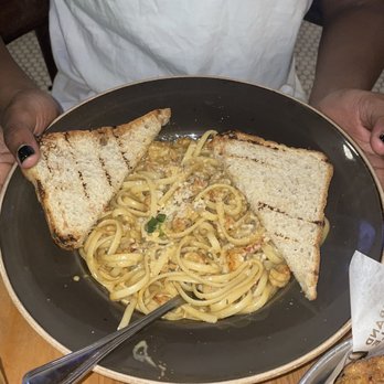 Grand Isle Seafood - Crawfish Pasta Alfredo Creole - Southern Near Me - New Orleans, Louisiana