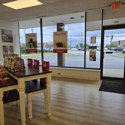 Fannie May Fine Chocolates - Interior