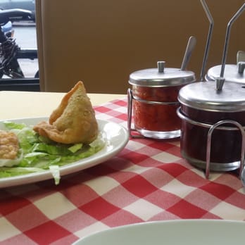 Hungry Bird - Chutneys and veg samosas - Indian Near Me - Bronx, New York Hungry Bird - Chutneys and veg samosas - Indian Near Me - Bronx, New York