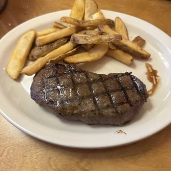 Texas Roadhouse - Hand-Cut Sirloin* - Steakhouses Near Me - Clarksville, Indiana