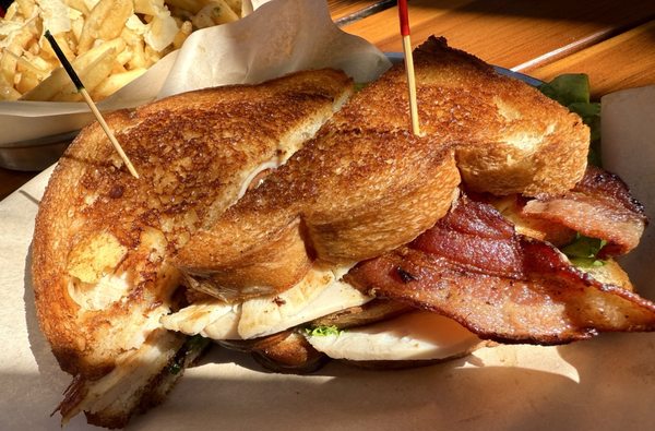 Station Tavern by null