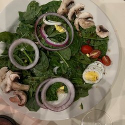 Tavern On The Bend - Spinach salad