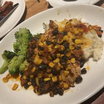 Twin Peaks - Spicy chipotle chicken - New American Near Me - Brandon, Florida