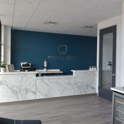 Broadway Dental Of Pearland - Dental Practice Lobby