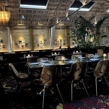 Le Coq - Party for 10? - French Near Me - La Jolla, California