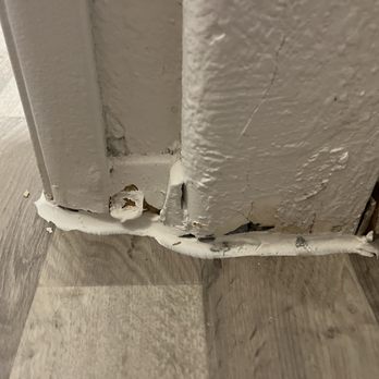 Craig Ranch Villas - Broken down dirty wall clearly just painted over and not repaired or cleaned. - Apartments Near Me - North Las Vegas, Nevada Craig Ranch Villas - Broken down dirty wall clearly just painted over and not repaired or cleaned. - Apartments Near Me - North Las Vegas, Nevada