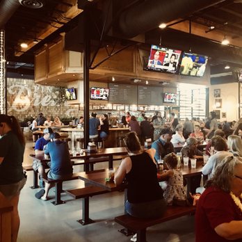 Pinthouse Pizza - Woweewow. Dining area at php - Brewpubs Near Me - Round Rock, Texas Pinthouse Pizza - Woweewow. Dining area at php - Brewpubs Near Me - Round Rock, Texas