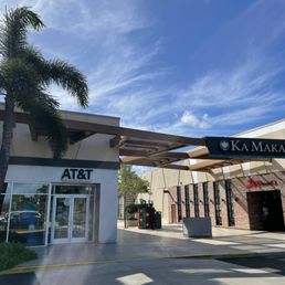 AT&T@Ka Makana Alii