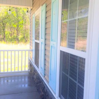 MP Lawn Maintenance And Pressure Washing - Final outcome of power washed porch - Lawn Services Near Me MP Lawn Maintenance And Pressure Washing - Final outcome of power washed porch - Lawn Services Near Me