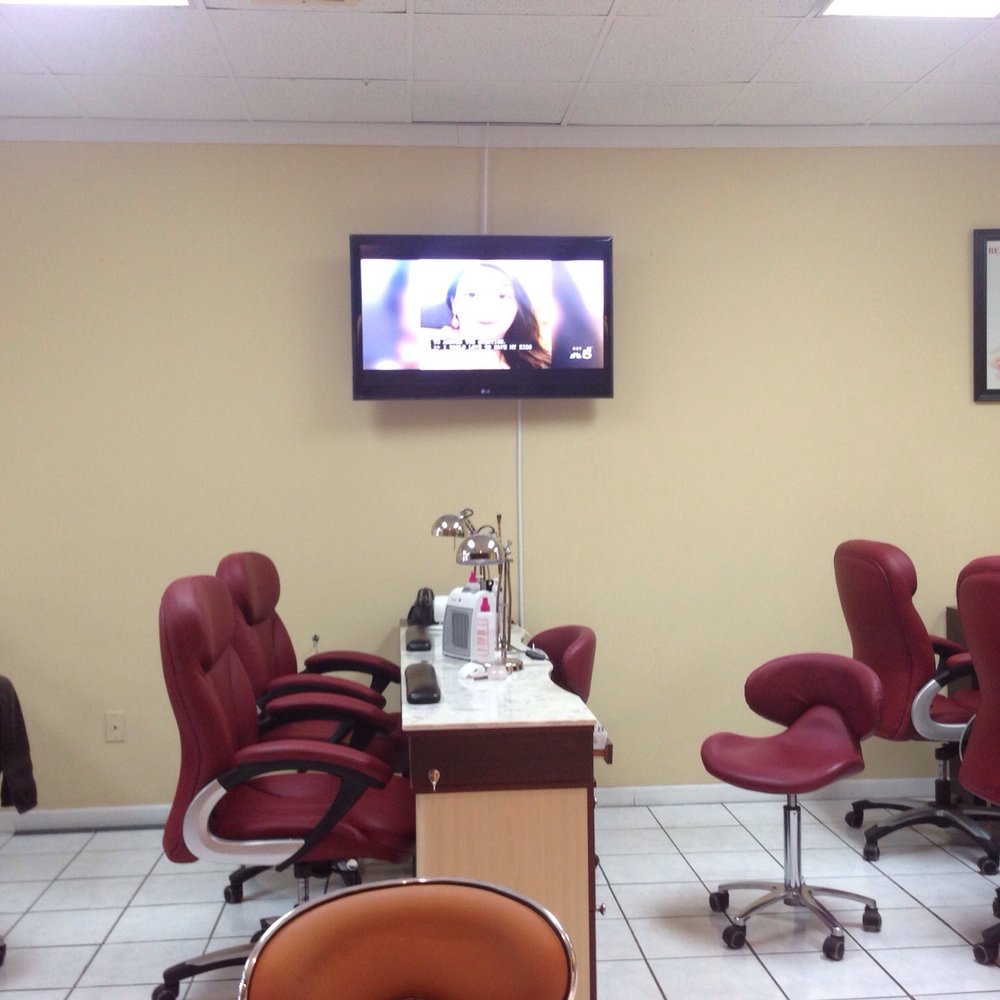 T2 Nails - Flat screen TV across from Pedicure station. - Nail Salons Near Me - Naperville, Illinois T2 Nails - Flat screen TV across from Pedicure station. - Nail Salons Near Me - Naperville, Illinois