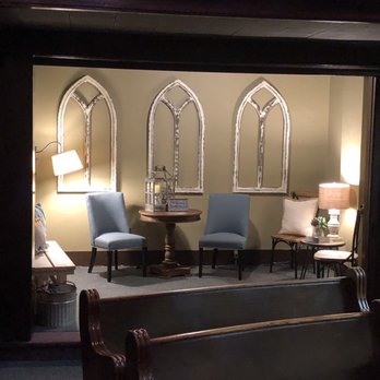 Crosswinds Community Church - Join our family room to talk, ask questions, pray and make a new friend! - Churches Near Me - Bloomington, Illinois