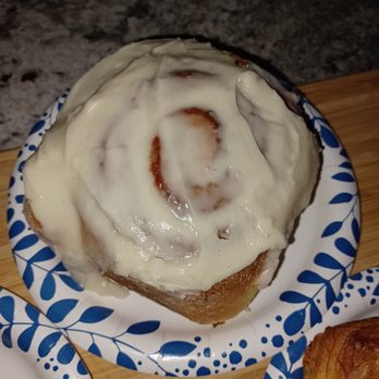 Crooked Tree Coffee & Cakes - Cinnamon Roll - Bakeries Near Me - Great Falls, Montana Crooked Tree Coffee & Cakes - Cinnamon Roll - Bakeries Near Me - Great Falls, Montana