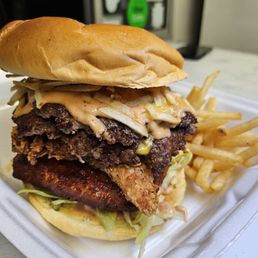 Queso Frito Burger