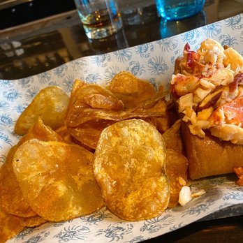 Peacemaker Lobster and Crab - Connecticut Lobster Roll w/house chips....really really good! - Seafood Near Me - Tulsa, Oklahoma Peacemaker Lobster and Crab - Connecticut Lobster Roll w/house chips....really really good! - Seafood Near Me - Tulsa, Oklahoma