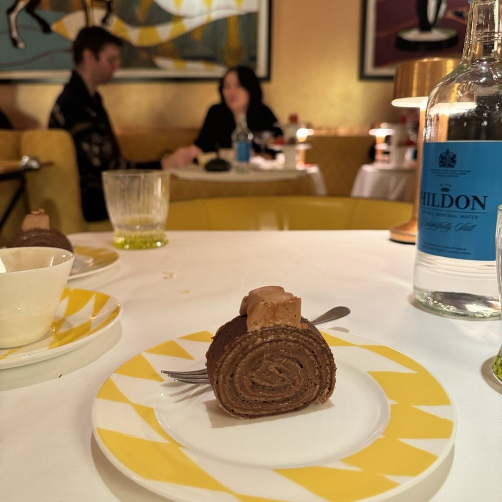 Sketch - Yule log - French Near Me - London, XGL