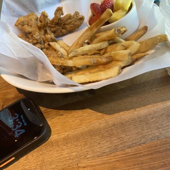 Yard House - New American Near Me - Concord, California